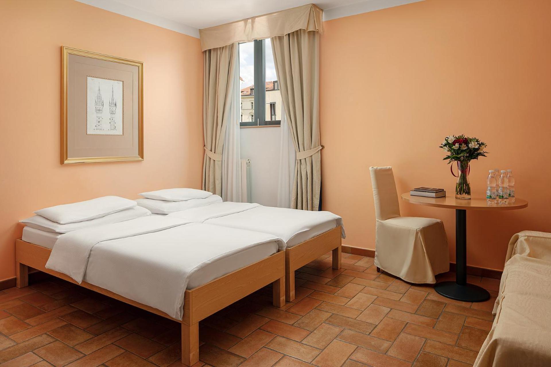 Roma Hotel